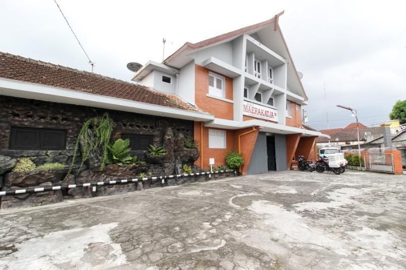 Hotel Reddoorz Near Rs Sarjito Yogyakarta Extérieur photo