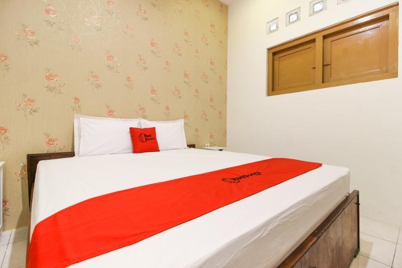 Hotel Reddoorz Near Rs Sarjito Yogyakarta Extérieur photo